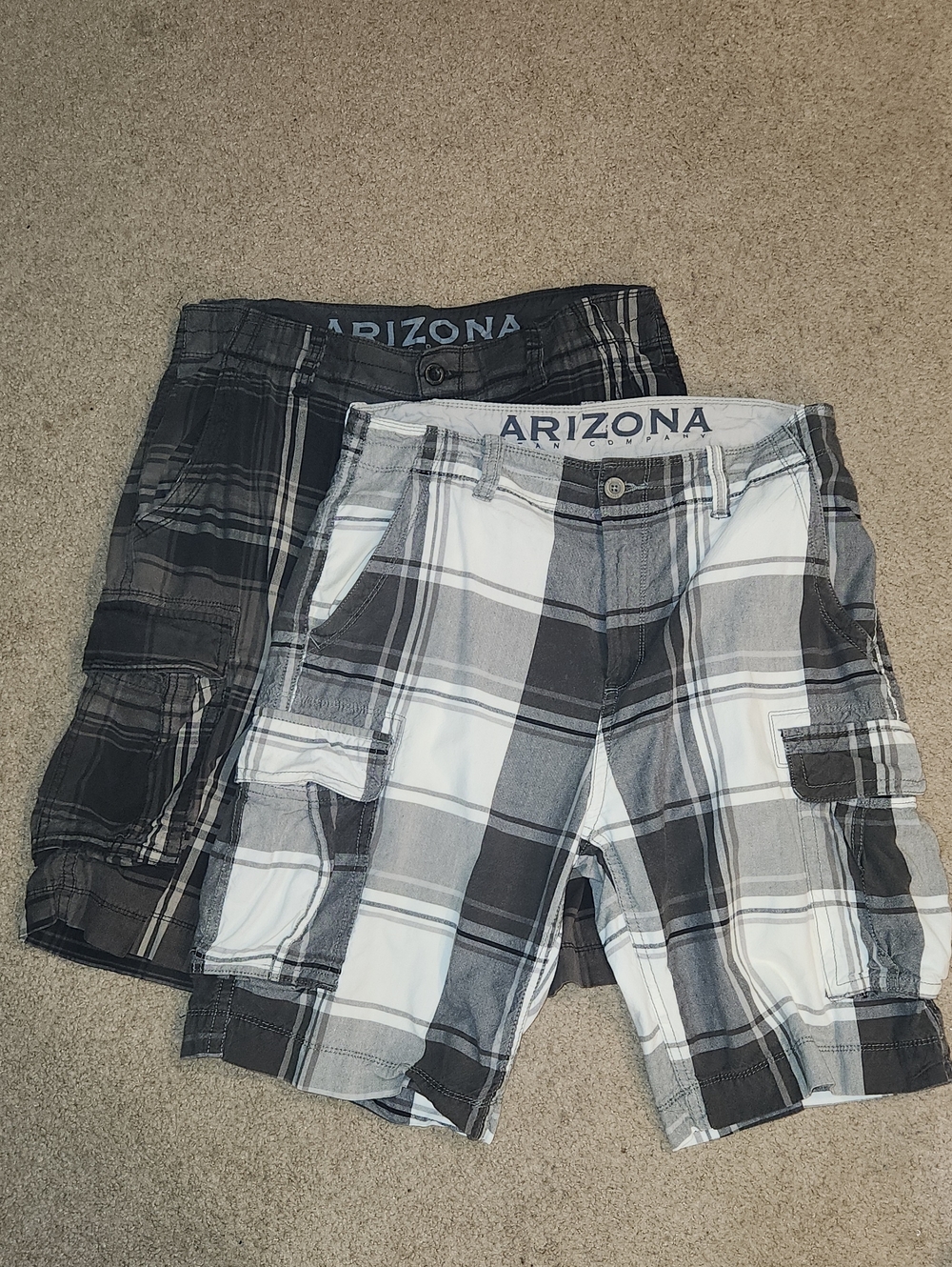 2 pair mens Arizona cargo shorts. Gray & black plaid, gray & white plaid Size 34